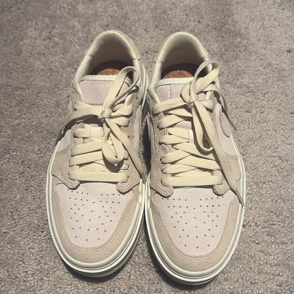 #NikeAir platform sneakers in light pink size 6 #Airjordan 1 Elevate Low